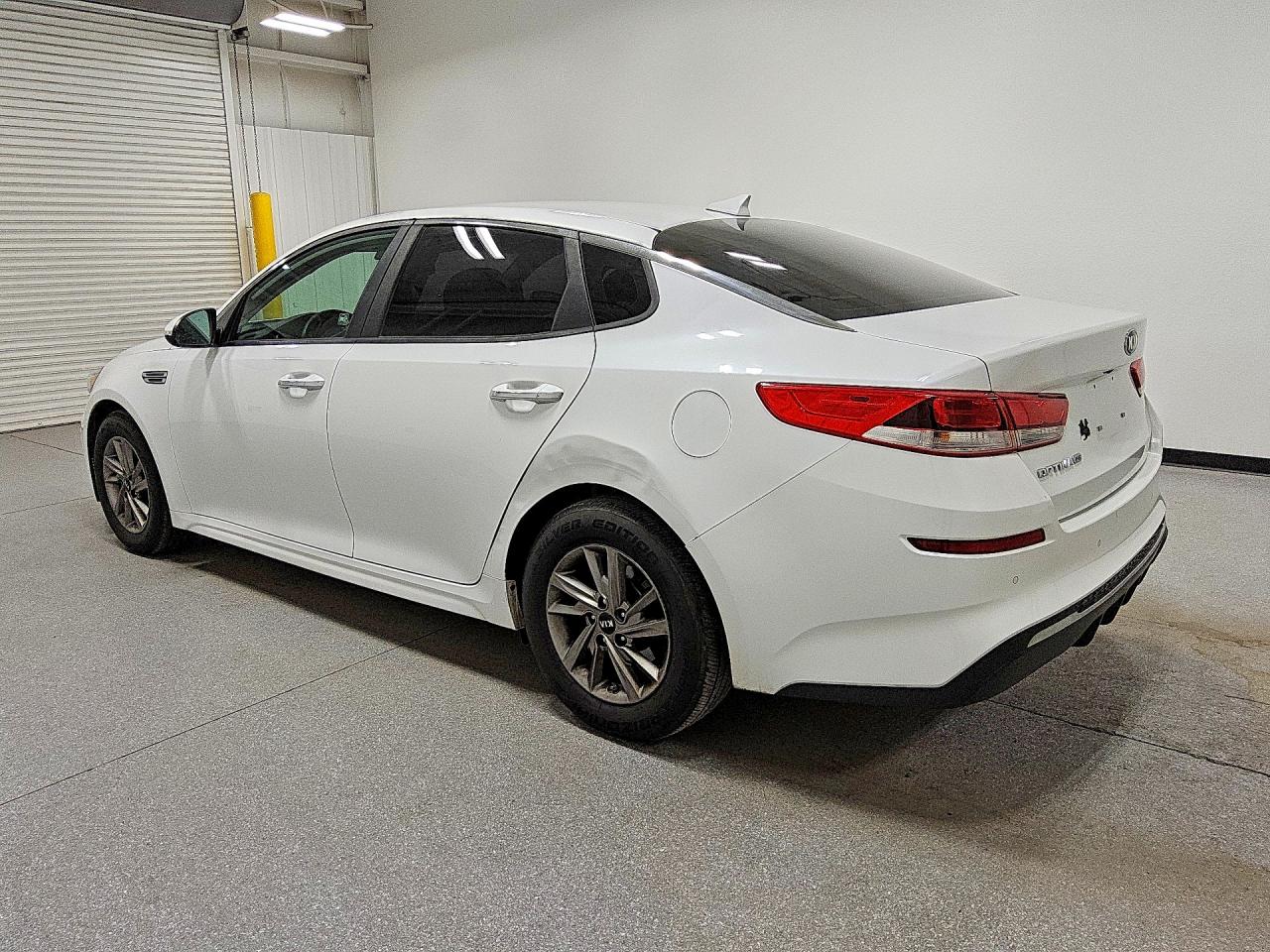 2020 Kia Optima VIN 5XXGT4L30LG438040 COPART salvage auction — Side, CA - CERTIFICATE OF TITLE, sold $4,900 on 2026-07-09 (photo 2)