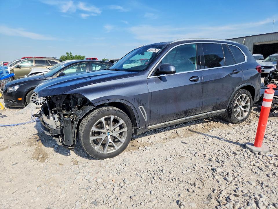2019 BMW X5 VIN 5UXCR6C52KLL37153 COPART salvage auction — FRONT END, Mi - Certificate Of Title, sold $17,800 on 2026-07-09 (photo 1)