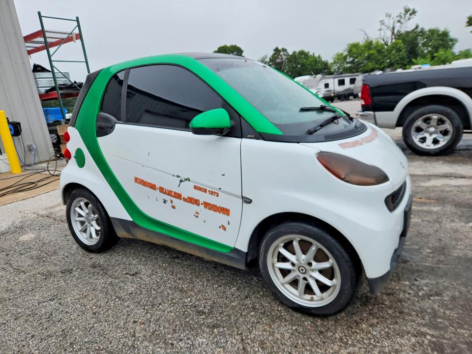 2008 Smart Fortwo VIN WMEEJ31X98K100194 COPART salvage auction — HAIL, Mo - Salvage Certificate Of Title, sold $125 on 2026-07-13 (photo 4)