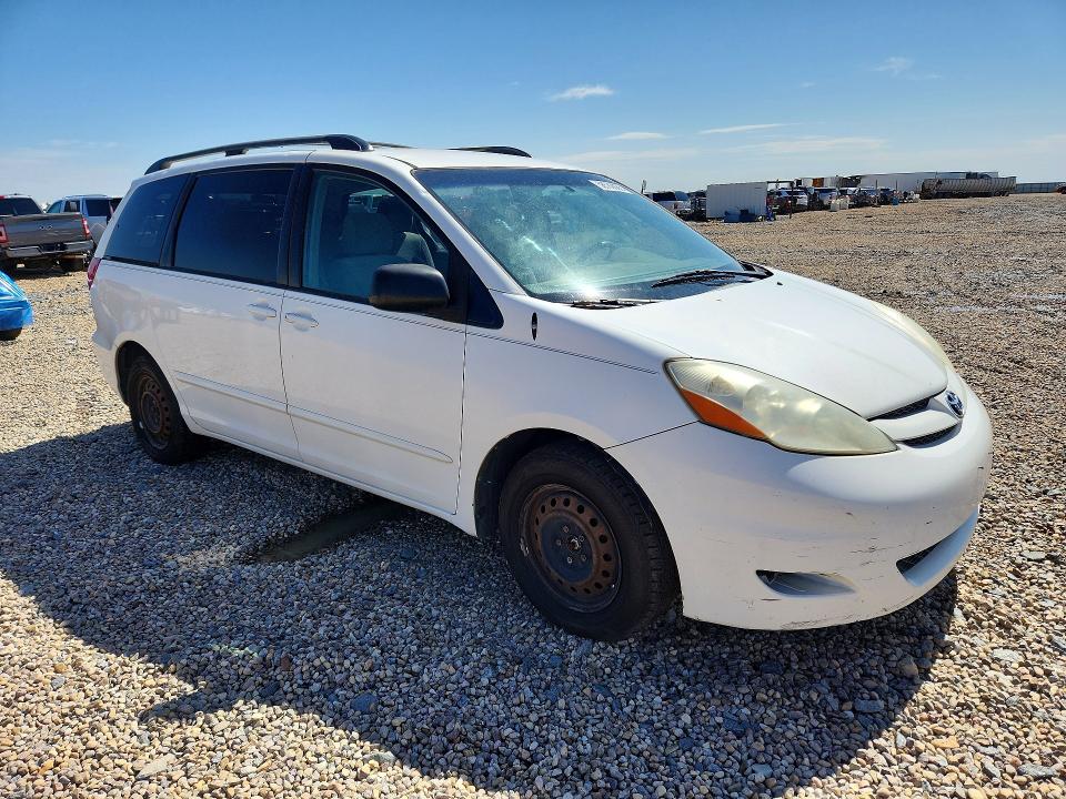 2007 Toyota Sienna VIN 5TDZK23C27S038324 COPART salvage auction — MINOR DENT/SCRATCHES, Tx - Certificate Of Title, sold $675 on 2026-07-09 (photo 4)