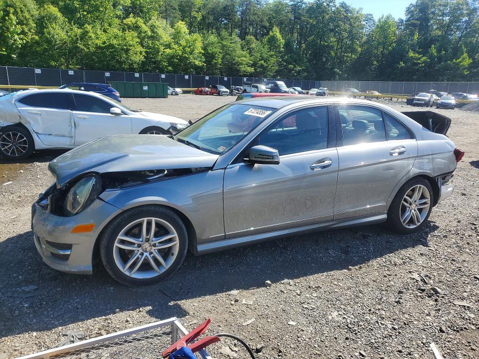 2012 Mercedes-benz VIN WDDGF8BB7CR204164 COPART salvage auction — REAR END, Md - Cert Of Salvage > 75% Damage, sold $600 on 2026-07-24 (photo 1)