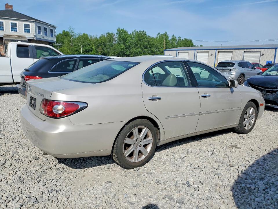 2002 Lexus Es 300 VIN JTHBF30G120009751 COPART salvage auction — MINOR DENT/SCRATCHES, MA - CERT OF TITLE-RECONSTRCTD COLL, sold $375 on 2026-07-16 (photo 3)
