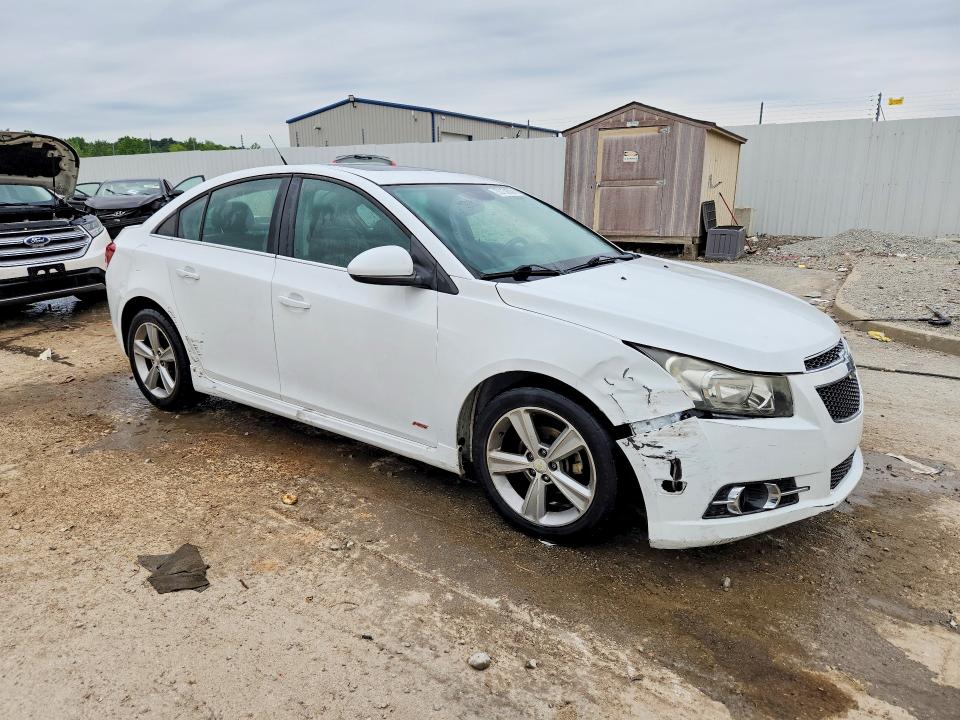 2014 Chevrolet Cruze VIN 1G1PE5SB8E7425484 COPART salvage auction — REAR END, Ky - Bill Of Sale/Part Only/No Titl, sold $325 on 2026-07-02 (photo 4)