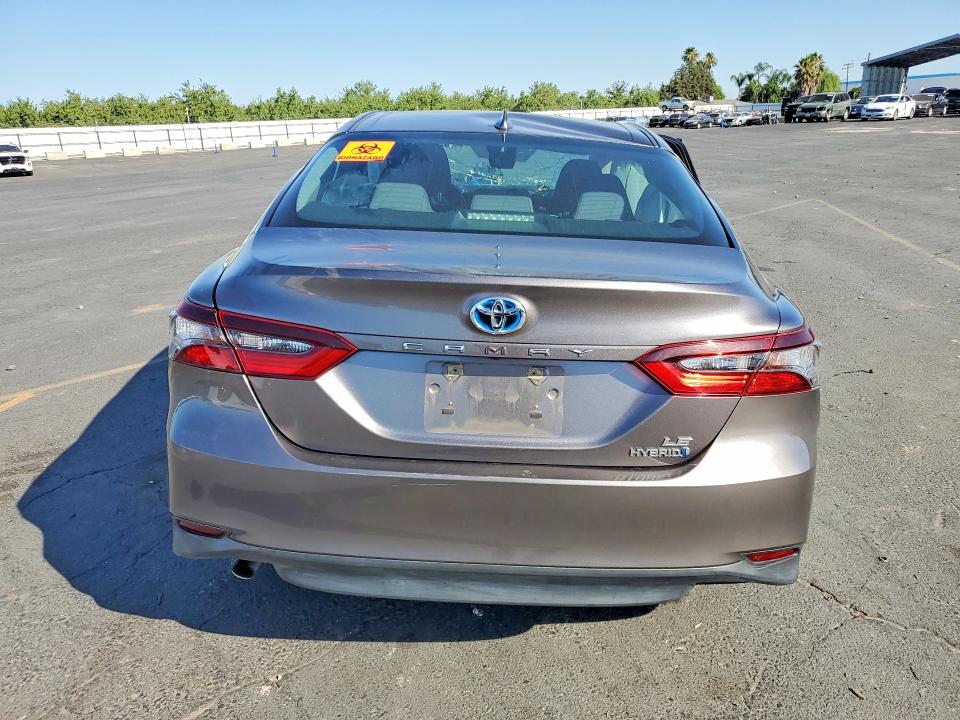 2021 Toyota Camry VIN 4T1C31AKXMU023015 COPART salvage auction — FRONT END, Ca - Salvage Certificate, sold $2,700 on 2026-07-02 (photo 6)