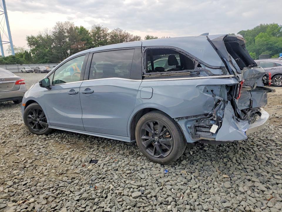 2024 Honda Odyssey VIN 5FNRL6H77RB065445 COPART salvage auction — REAR END, Nj - Cert Of Title-Salvage, sold $12,200 on 2026-07-29 (photo 2)
