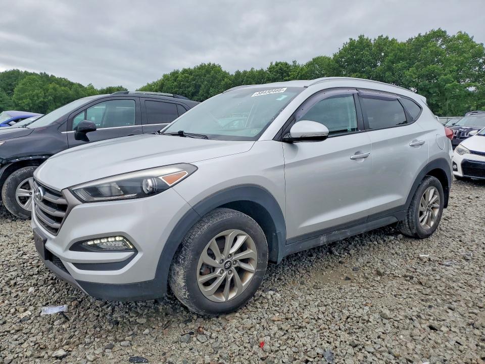 2016 Hyundai VIN KM8J3CA28GU044937 COPART salvage auction — MINOR DENT/SCRATCHES, Salvage Title, sold $4,800 on 2026-07-08 (photo 1)