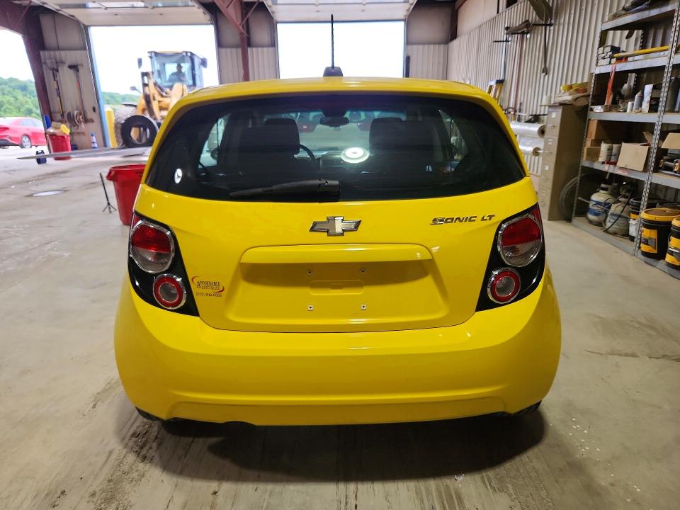 2015 Chevrolet VIN 1G1JC6SH4F4181924 COPART salvage auction — MINOR DENT/SCRATCHES, Pa - Cert Of Title (P), sold $1,450 on 2026-07-02 (photo 6)