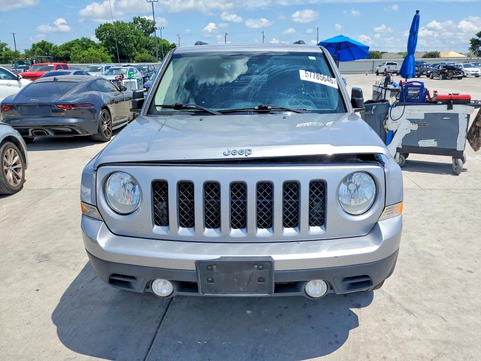 2017 Jeep Liberty (patriot) VIN 1C4NJRFB8HD174712 COPART salvage auction — FRONT END, Tx - Certificate Of Title, sold $500 on 2026-07-09 (photo 5)