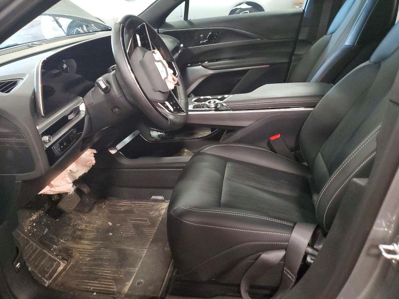 2025 Cadillac Lyriq VIN 1GYKPRRL1SZ319129 COPART salvage auction — FRONT END, Mi - Dlr/Dis/Exp-Ct Others-Ca Acq, sold $12,600 on 2026-08-14 (photo 7)
