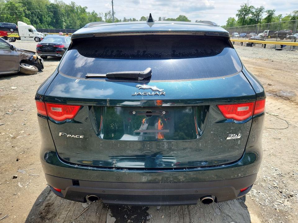 2017 Jaguar F-pace VIN SADCJ2BV1HA883924 COPART salvage auction — SIDE, Md - Cert Of Salvage > 75% Damage, sold $4,100 on 2026-07-02 (photo 6)