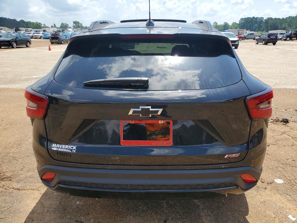 2026 Chevrolet Trax VIN KL77LJEP5TC117042 COPART salvage auction — SIDE, Tx - Salvage Vehicle Title, sold $11,300 on 2026-07-13 (photo 6)