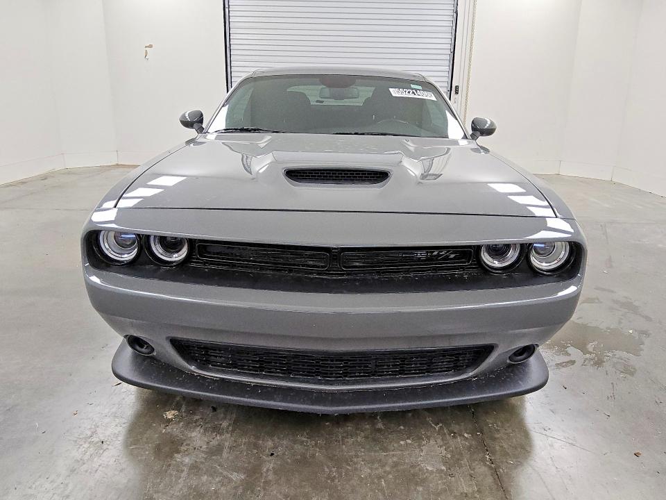2023 Dodge Challenger VIN 2C3CDZBT5PH669677 COPART salvage auction — MINOR DENT/SCRATCHES, TX - CERTIFICATE OF TITLE, sold $22,750 on 2026-07-28 (photo 5)
