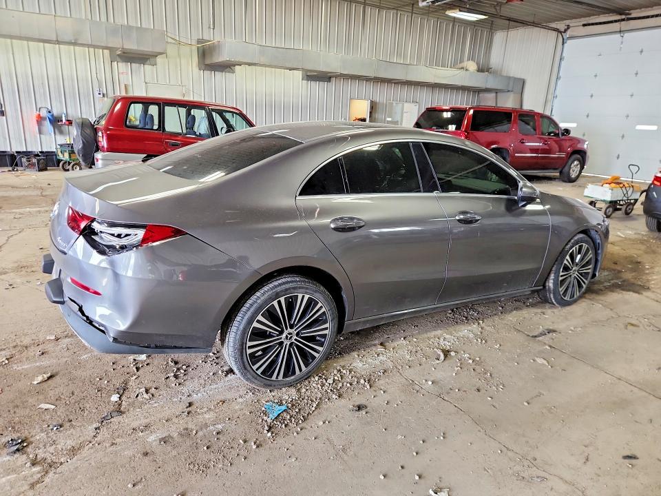 2021 Mercedes-benz Cla-klasse VIN W1K5J4HBXMN216811 COPART salvage auction — MINOR DENT/SCRATCHES, WV - CERTIFICATE OF TITLE, sold $13,100 on 2026-07-27 (photo 3)