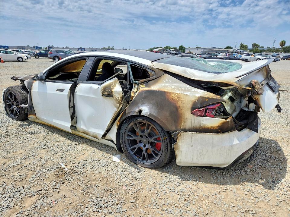 2021 Tesla Model s VIN 5YJSA1E61MF453043 COPART salvage auction — BURN, CA - SALVAGE CERTIFICATE, sold $350 on 2026-07-31 (photo 2)