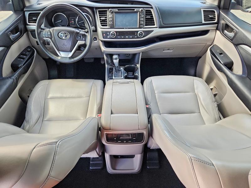 2014 Toyota Highlander VIN 5TDKKRFH3ES037715 COPART salvage auction — SIDE, Tx - Certificate Of Title, sold $9,000 on 2026-07-16 (photo 8)