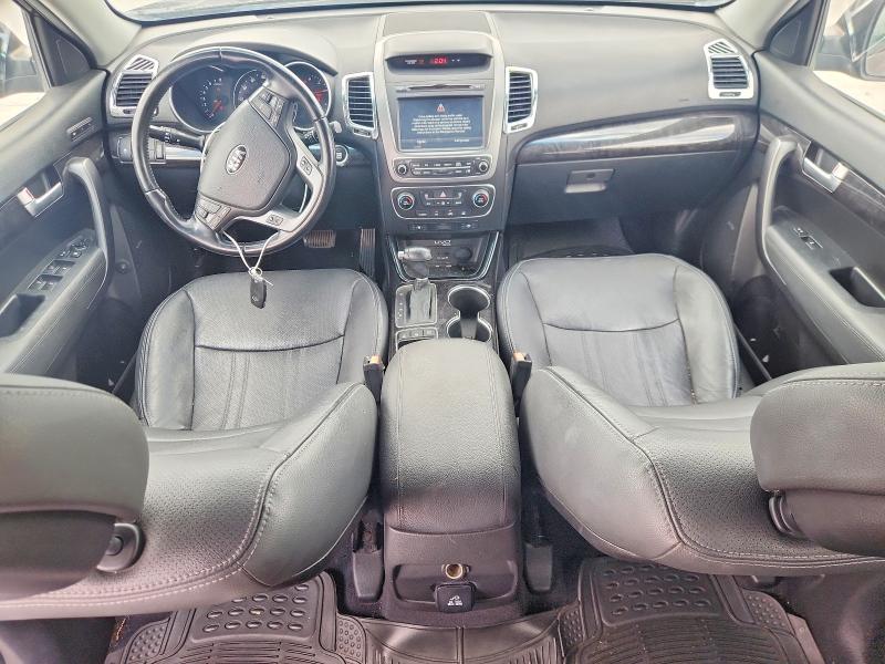 2014 Kia Sorento VIN 5XYKU4A70EG481305 COPART salvage auction — REAR END, Tx - Salvage Vehicle Title, sold $1,850 on 2026-07-24 (photo 8)