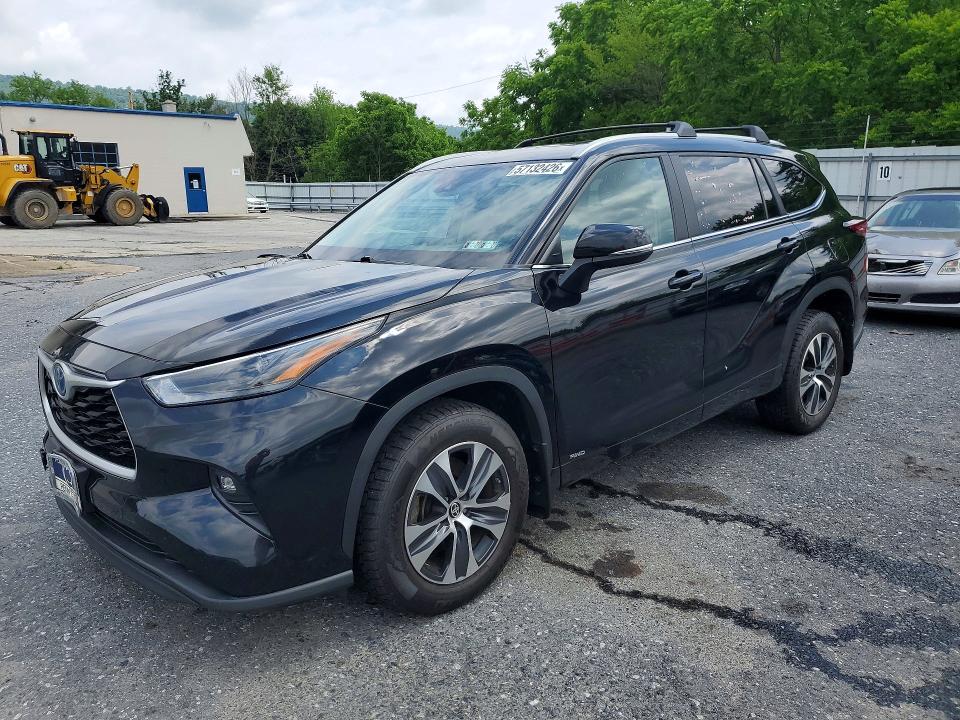 2024 Toyota Highlander VIN 5TDKBRCH6RS609919 COPART salvage auction — SIDE, Pa - Certificate Of Salvage, sold $21,600 on 2026-07-14 (photo 1)