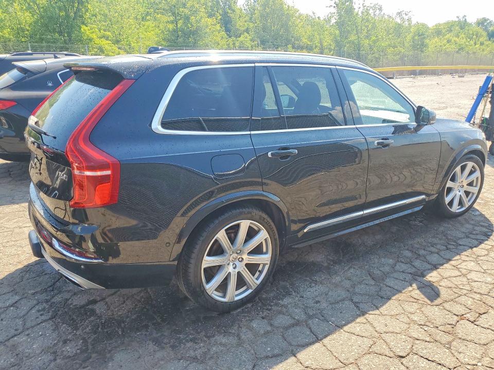 2016 Volvo Xc90 VIN YV4A22PL4G1000675 COPART salvage auction — VANDALISM, Mi - Cert Of Title-Flood Vehicle, sold $4,400 on 2026-07-10 (photo 3)