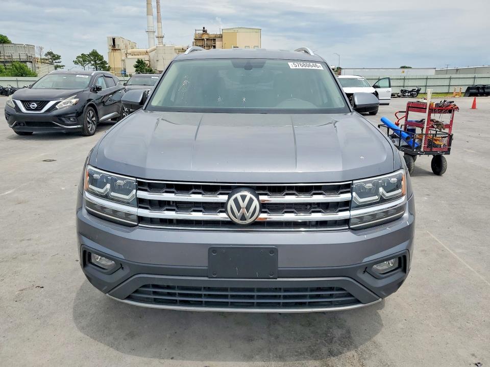 2019 Volkswagen Atlas VIN 1V2DR2CA8KC597356 COPART salvage auction — HAIL, OK - CERT OF TITLE-SALVAGE, sold $4,200 on 2026-08-05 (photo 5)