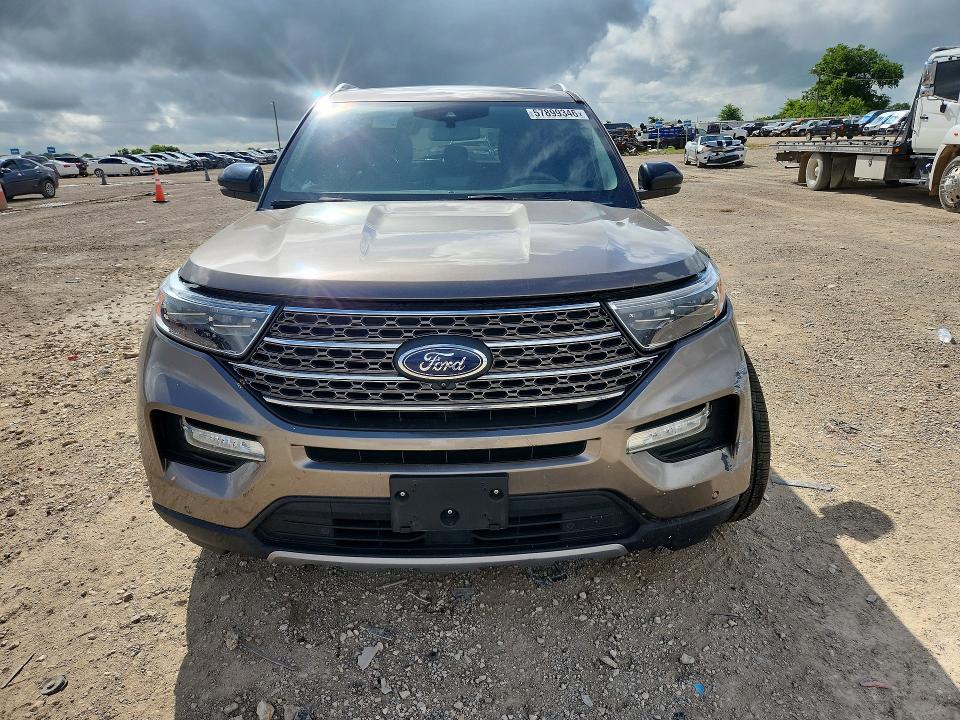 2021 Ford Explorer VIN 1FM5K7LC3MGC06159 COPART salvage auction — SIDE, Tx - Salvage Vehicle Title, sold $8,900 on 2026-07-29 (photo 5)