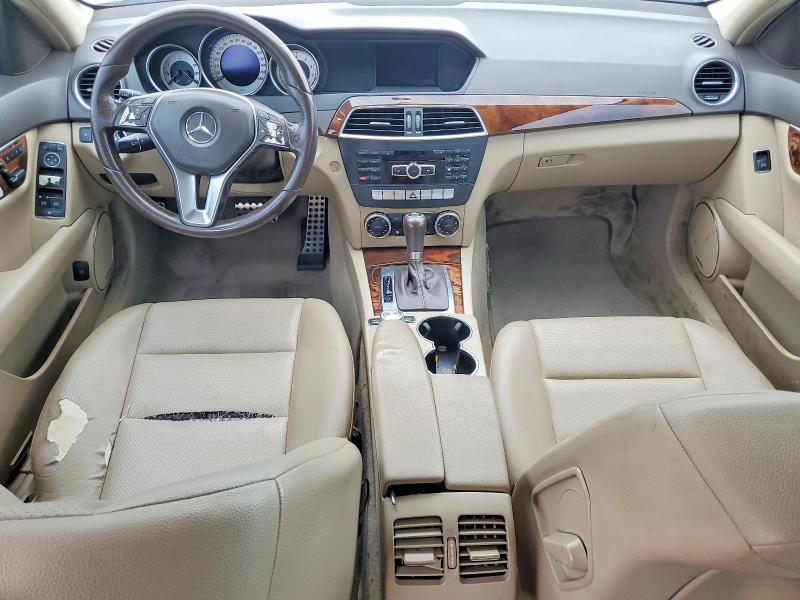 2012 Mercedes-benz VIN WDDGF4HB4CR232391 COPART salvage auction — FRONT END, Salvage Title, sold $850 on 2026-08-21 (photo 8)