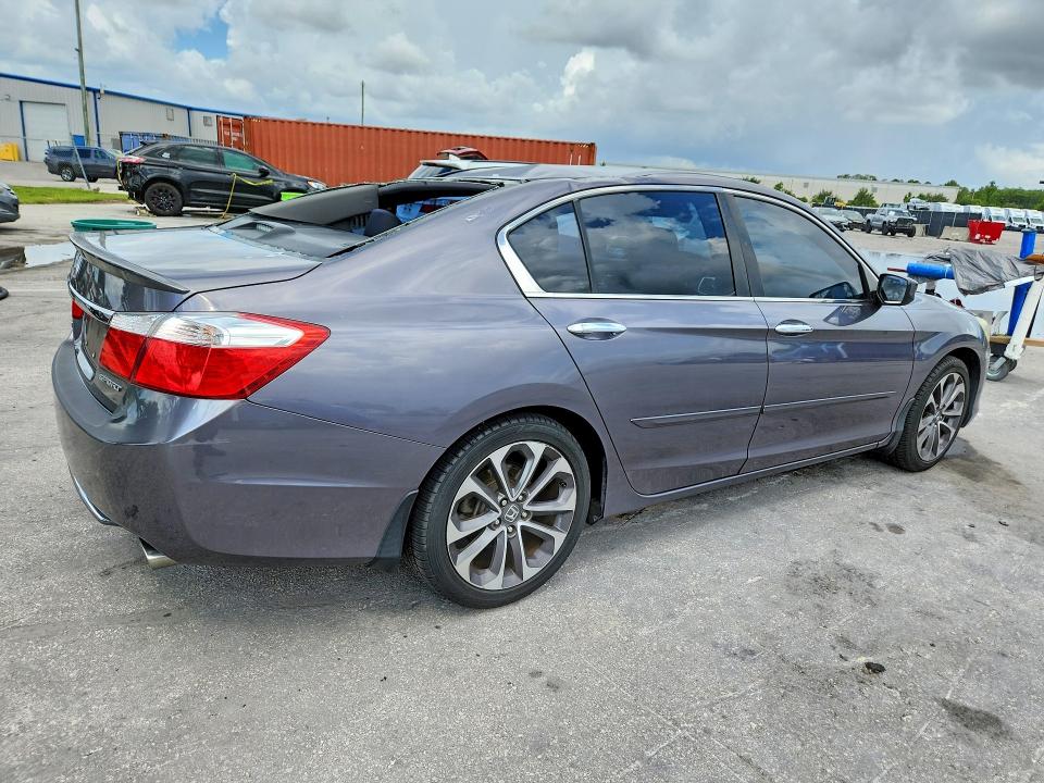 2015 Honda VIN 1HGCR2F58FA087152 COPART salvage auction — ROOF, Fl - Cert Of Title Slvg Rebuildable, sold $2,000 on 2026-07-02 (photo 3)