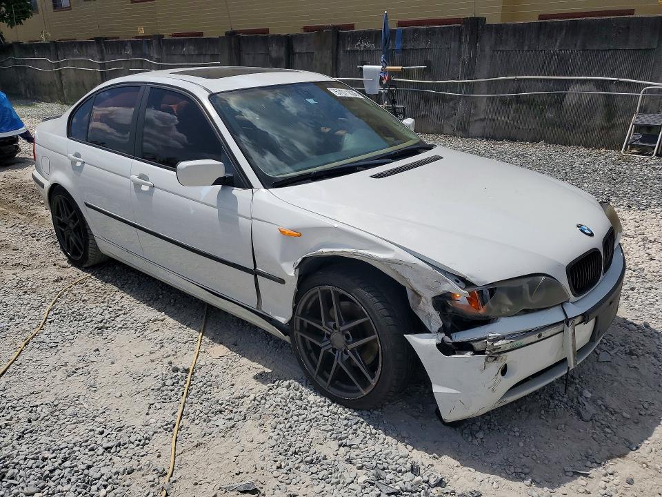 2004 BMW 3 series VIN WBAET37494NJ95304 COPART salvage auction — FRONT END, FL - CERT OF TITLE SLVG REBUILDABLE, sold $400 on 2026-07-17 (photo 4)