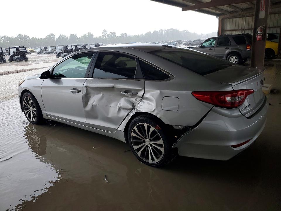 2015 Hyundai Sonata VIN 5NPE24AF4FH167760 COPART salvage auction — SIDE, Tx - Salvage Vehicle Title, sold $1,650 on 2026-07-31 (photo 2)