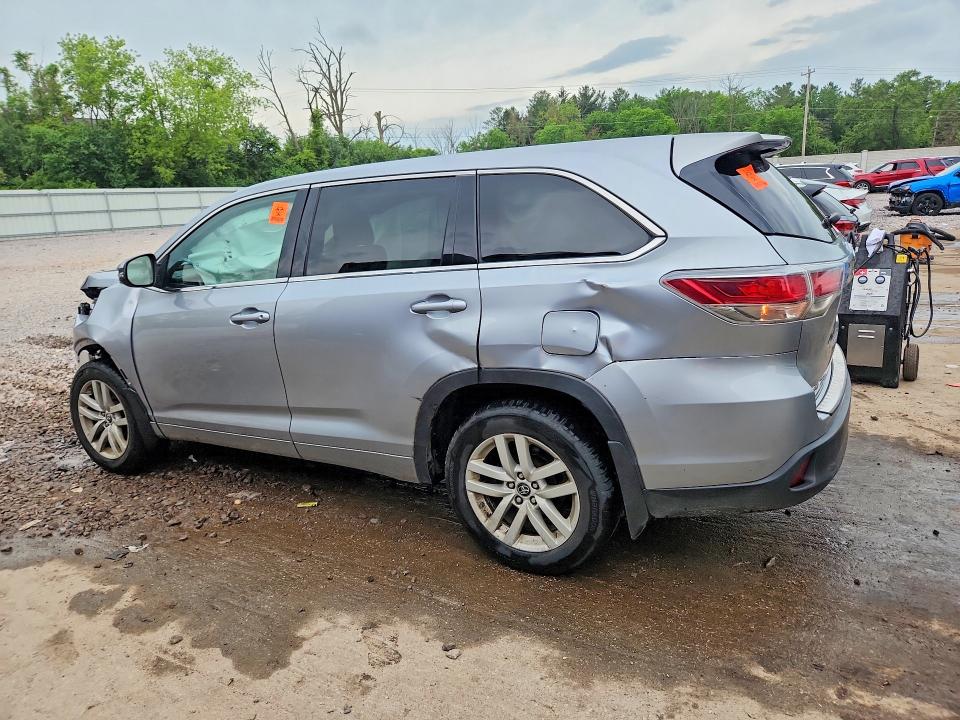 2016 Toyota Highlander VIN 5TDBKRFH1GS310704 COPART salvage auction — FRONT END, Wi - Junked Vehicle Bill Of Sale, sold $2,400 on 2026-07-13 (photo 2)