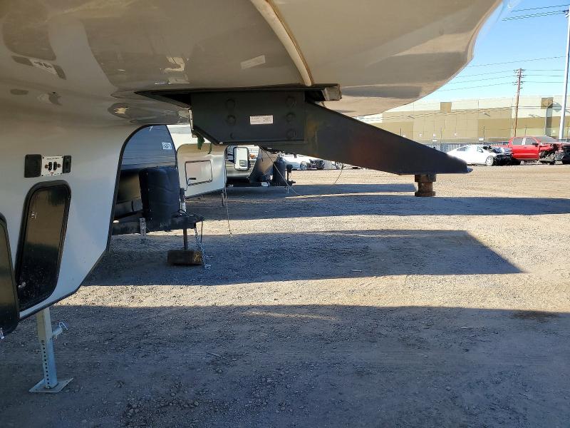 2021 Forest river cherokee Forest river cheroke VIN 5ZT3CT2B2M1216113 COPART salvage auction — REAR END, AZ - CERT OF TITLE - SALVAGE, sold $19,400 on 2026-07-09 (photo 8)