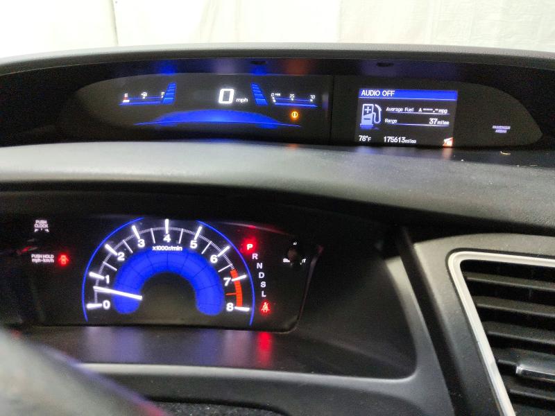 2014 Honda Civic VIN 2HGFB2F57EH545832 COPART salvage auction — MINOR DENT/SCRATCHES, TN - CERTIFICATE OF TITLE, sold $3,000 on 2026-07-09 (photo 9)