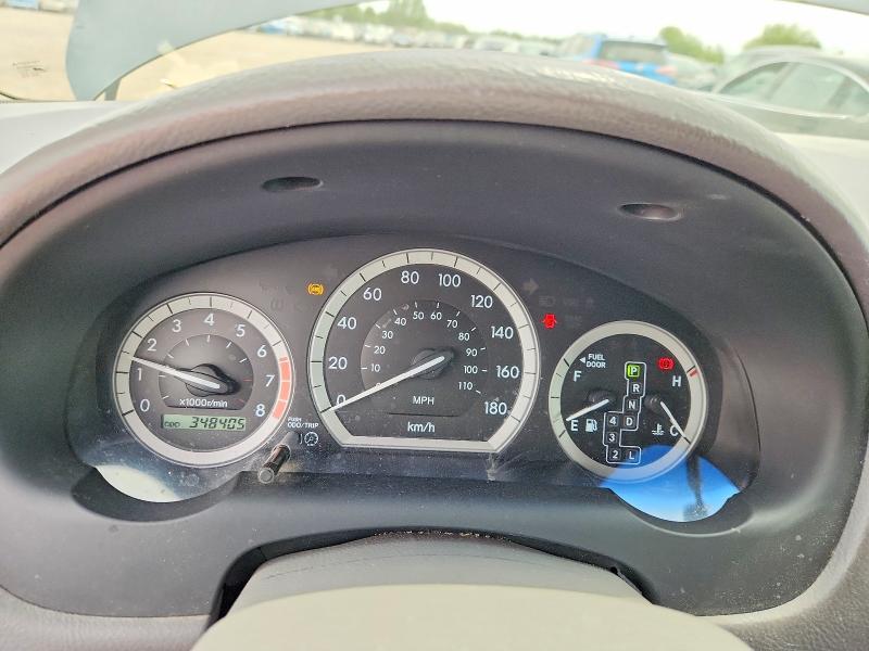 2007 Toyota VIN 5TDZK29C17S076036 COPART salvage auction — MINOR DENT/SCRATCHES, On - Permit No Brand - Unfit, sold $1,250 on 2026-07-29 (photo 9)
