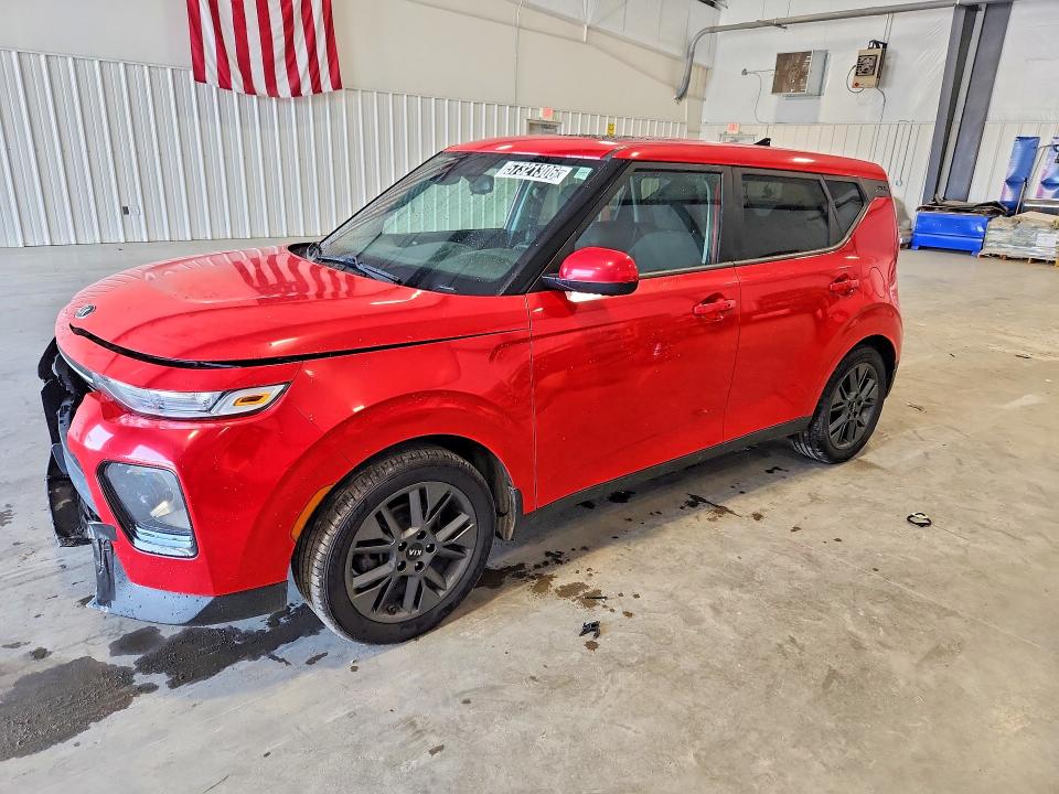 2021 Kia Soul VIN KNDJ33AU9M7760939 COPART salvage auction — FRONT END, Nc - Dealer Only Clean Title, sold $1,550 on 2026-07-28 (photo 1)