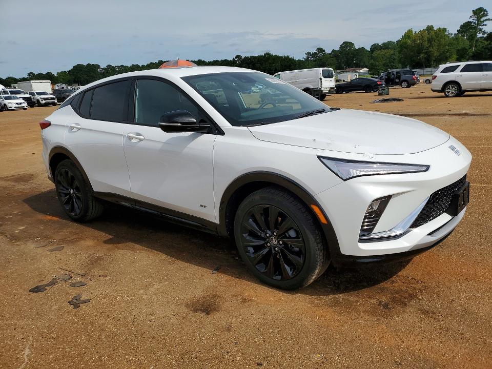 2025 Buick . VIN KL47LBEP6SB236208 COPART salvage auction — HAIL, Tx - Certificate Of Title, sold $11,700 on 2026-08-31 (photo 4)