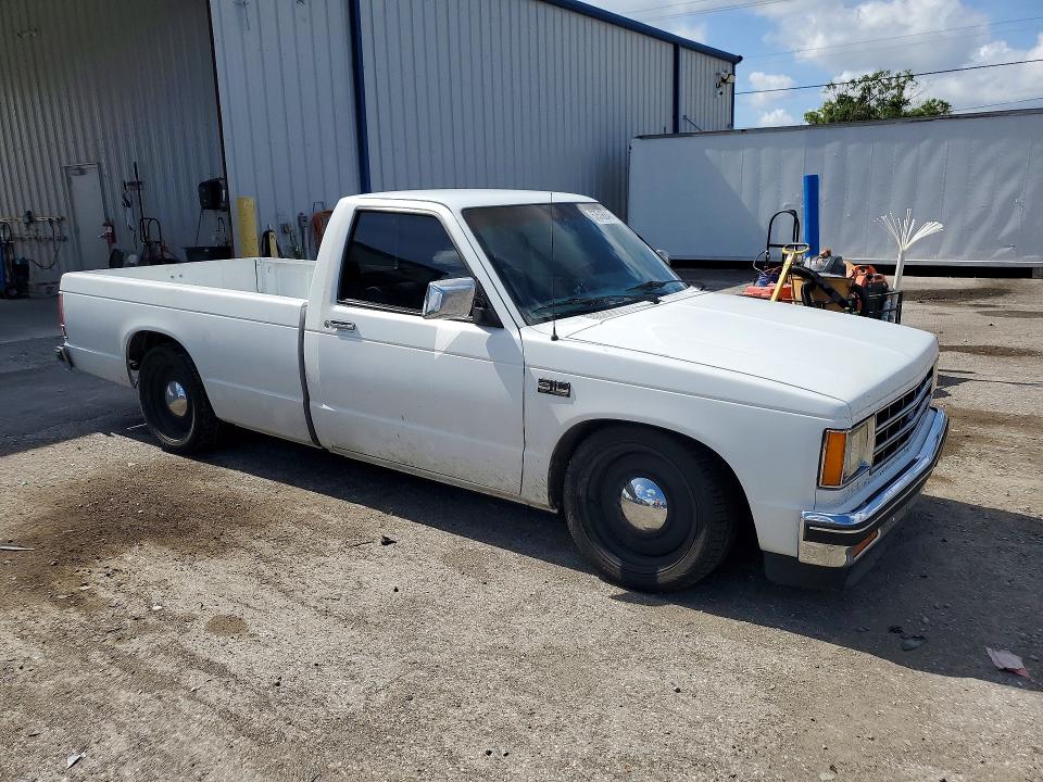 1989 Chevrolet S truck VIN 1GCCS14Z7K2277161 COPART salvage auction — UNDERCARRIAGE, Fl - Cert Of Title Slvg Rebuildable, sold $1,200 on 2026-07-06 (photo 4)