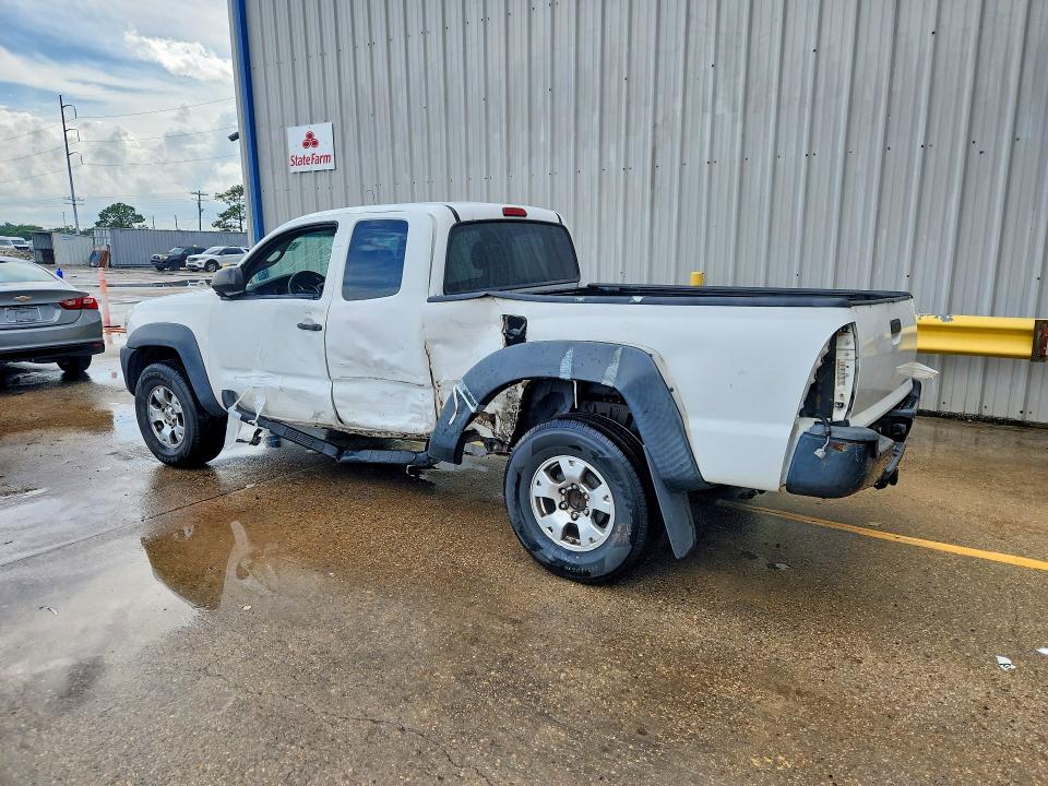 2008 Toyota Tacoma VIN 5TETX62N28Z473771 COPART salvage auction — SIDE, Tx - Salvage Vehicle Title, sold $250 on 2026-07-29 (photo 2)