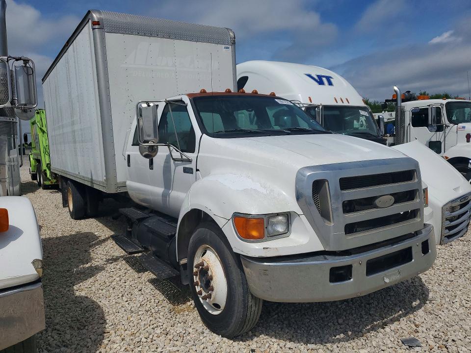 2007 Ford F-650 VIN 3FRNW65R37V519174 COPART salvage auction — SIDE, Tx - Certificate Of Title, sold $850 on 2026-07-09 (photo 4)