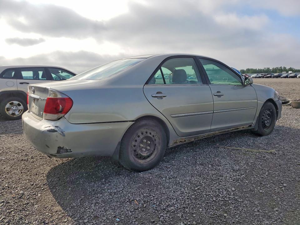 2005 Toyota Camry VIN 4T1BF30K15U613007 COPART salvage auction — REAR END, ON - PERMIT NO BRAND - UNFIT, sold $625 on 2026-07-02 (photo 3)