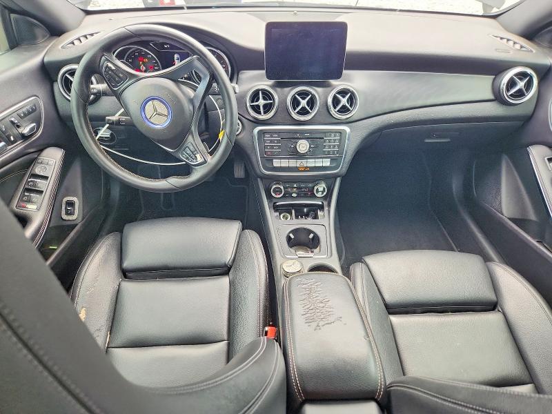 2018 Mercedes-benz Cla-class VIN WDDSJ4GBXJN585040 COPART salvage auction — NORMAL WEAR, Ga - Certificate Of Title (P), sold $4,400 on 2026-07-28 (photo 8)