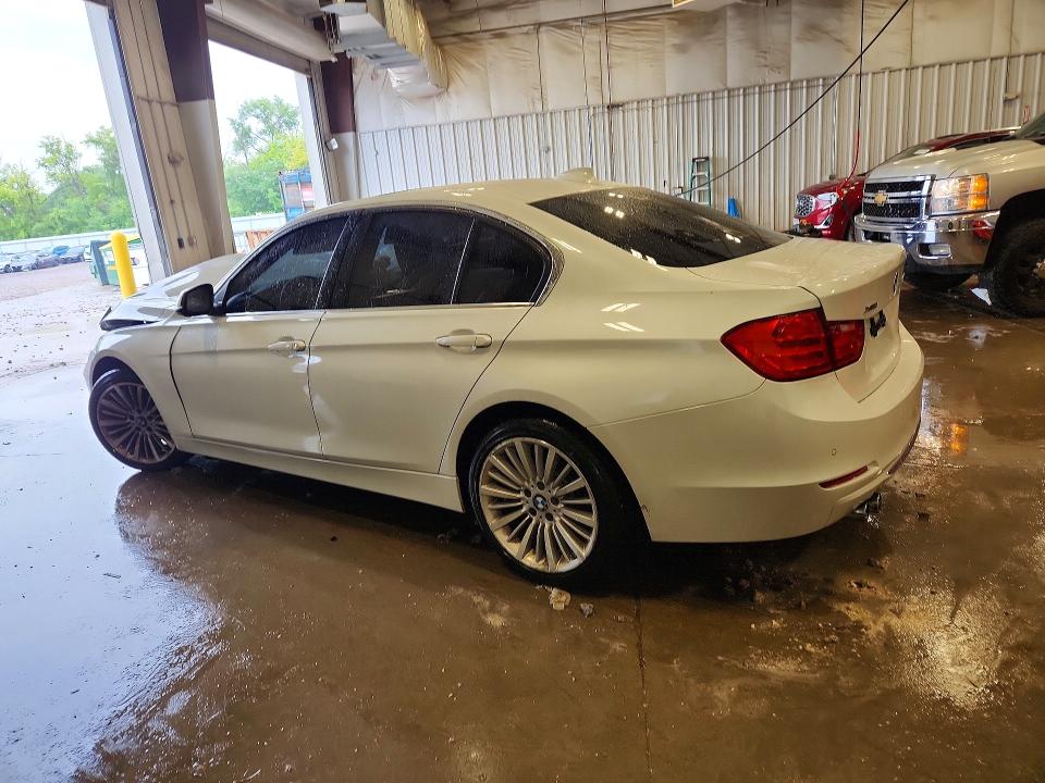 2015 BMW 3er VIN WBA3B3G50FNR86844 COPART salvage auction — FRONT END, Wi - Junked Vehicle Bill Of Sale, sold $1,050 on 2026-07-20 (photo 2)