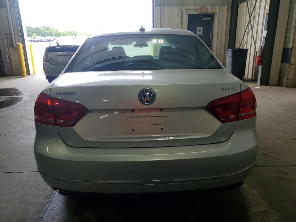 2013 Volkswagen Passat VIN 1VWBN7A39DC038842 COPART salvage auction — SIDE, Mn - Cert Of Title-Prior Salvage, sold $625 on 2026-07-28 (photo 6)