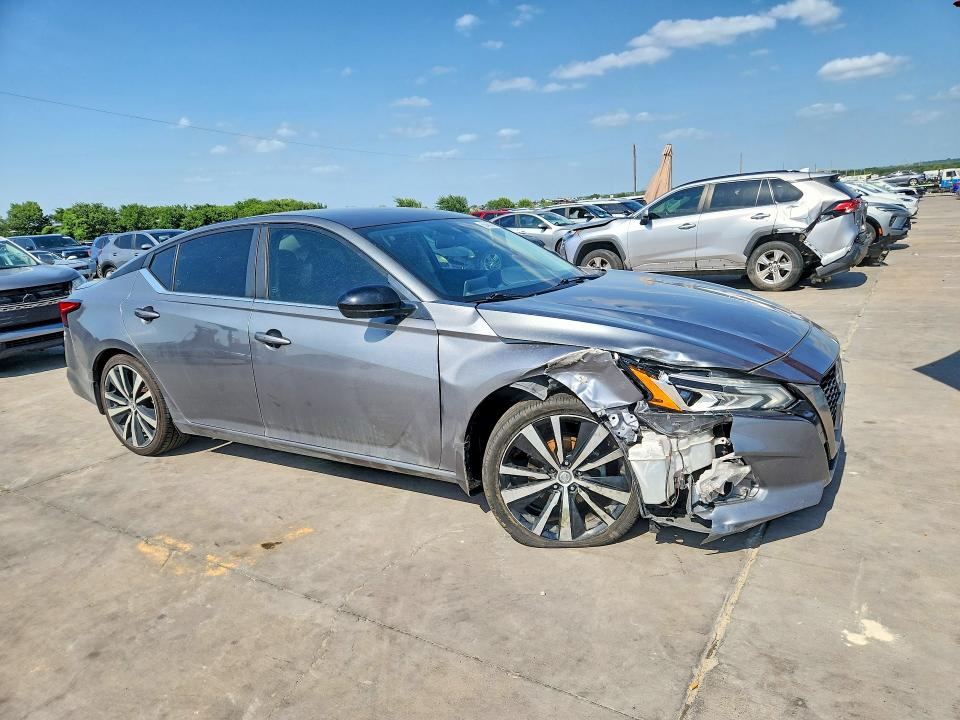 2019 Nissan Altima VIN 1N4BL4CV1KC100520 COPART salvage auction — FRONT END, TX - SALVAGE VEHICLE TITLE (P), sold $2,650 on 2026-07-02 (photo 4)