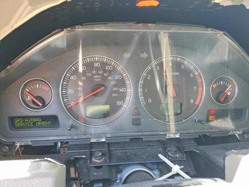 2005 Volvo Xc90 VIN YV1CN592951165010 COPART salvage auction — WATER/FLOOD, AL - CERT OF TITLE-FLOOD SALVAGE (P), sold $400 on 2026-07-09 (photo 9)