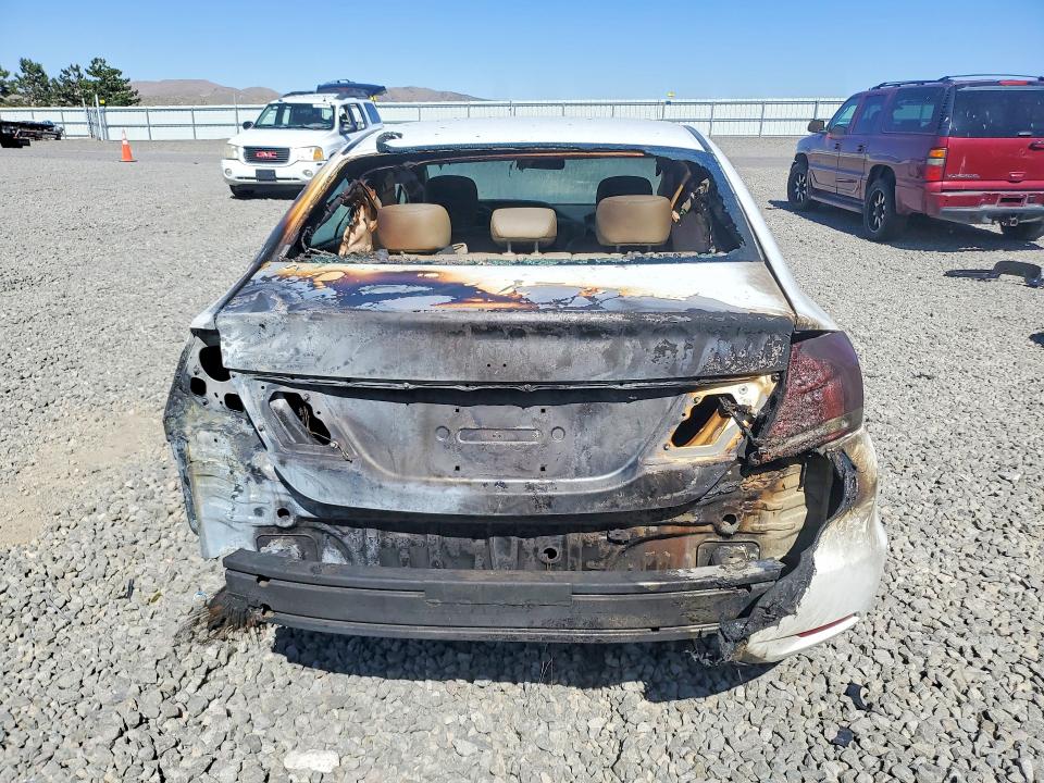 2014 Honda Civic VIN 19XFB2F95EE051708 COPART salvage auction — BURN, Nv - Salvage Title, sold $1,100 on 2026-07-09 (photo 6)