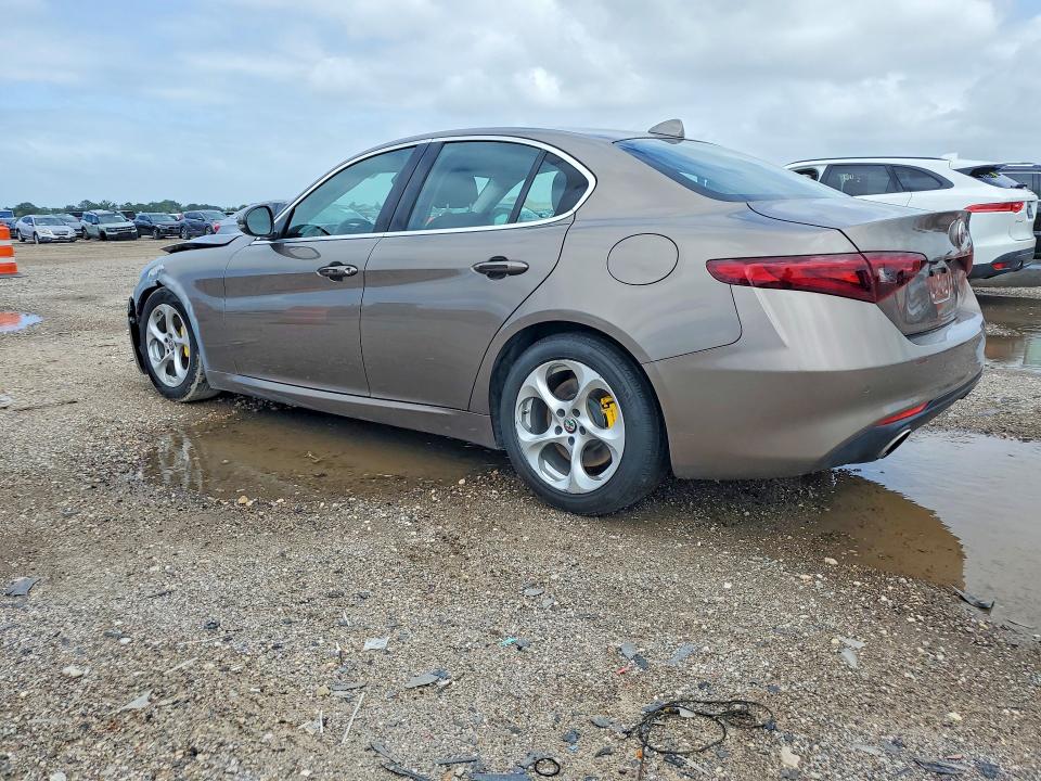 2019 Alfa romeo VIN ZARFAMAN1K7600891 COPART salvage auction — FRONT END, Tx - Certificate Of Title, sold $1,550 on 2026-07-23 (photo 2)