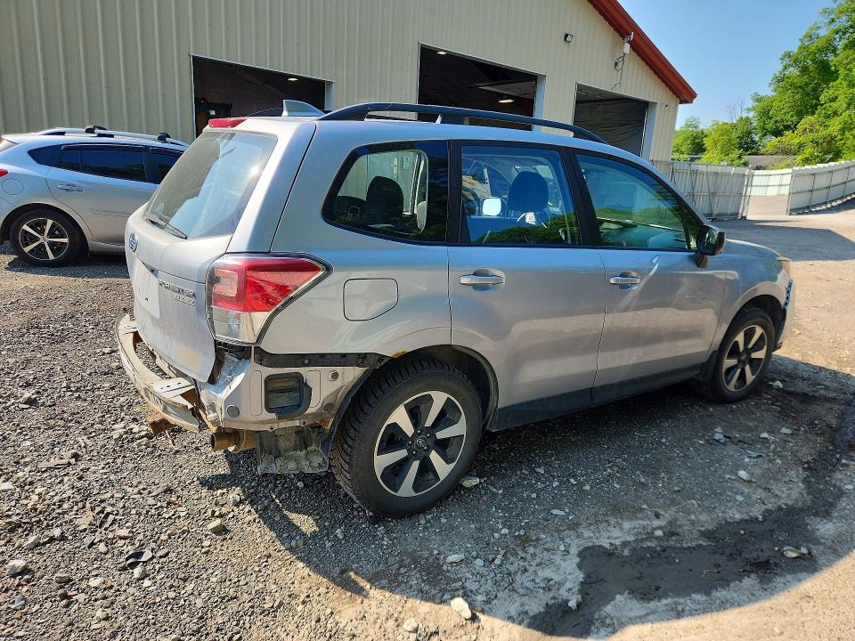 2017 Subaru Forester VIN JF2SJABC7HH498523 COPART salvage auction — REAR END, VT - CERT OF TITLE-SALVAGE VEHICLE, sold $350 on 2026-07-27 (photo 3)