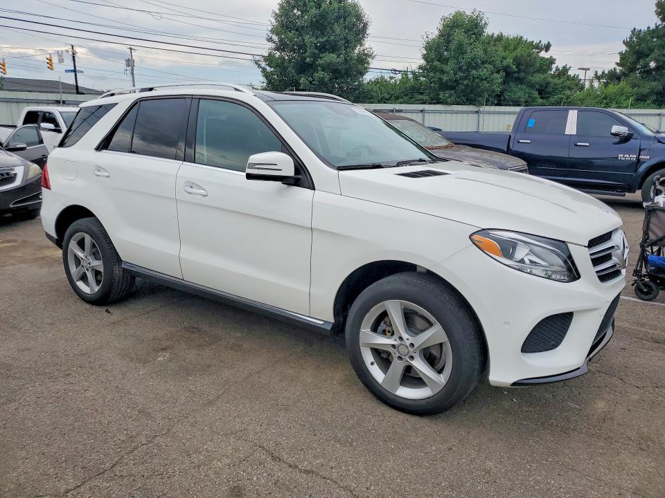2016 Mercedes-benz VIN 4JGDA5HB0GA626763 COPART salvage auction — SIDE, In - Certificate Of Title (P), sold $8,200 on 2026-07-29 (photo 4)