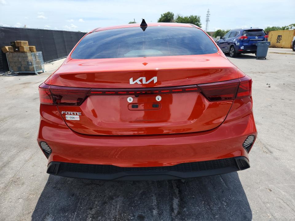 2022 Kia VIN 3KPF24AD2NE465097 COPART salvage auction — ROLLOVER, Salvage Title, sold $2,650 on 2026-07-28 (photo 6)