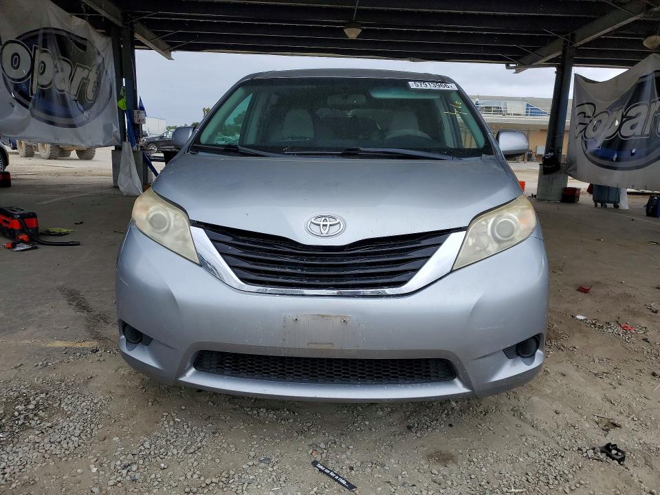 2011 Toyota Sienna VIN 5TDKK3DC0BS050695 COPART salvage auction — REAR END, Ca - Salvage Certificate, sold $1,100 on 2026-07-09 (photo 5)