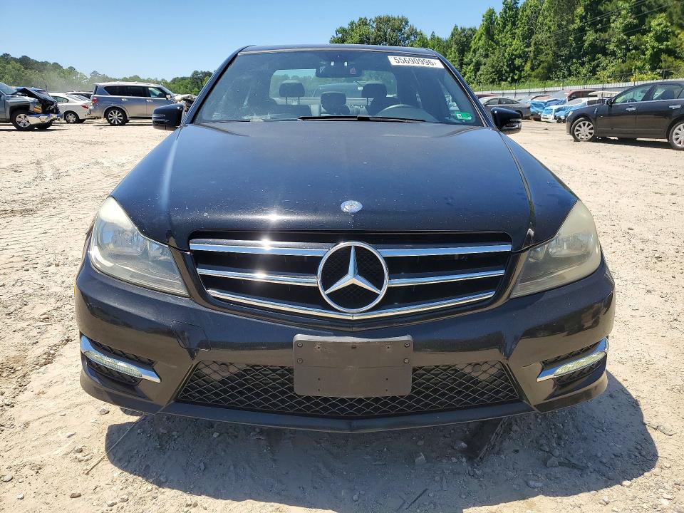 2014 Mercedes-benz C-klasse VIN WDDGF4HB0EA964213 COPART salvage auction — WATER/FLOOD, Va - Cert Of Title-Salvage Water, sold $875 on 2026-07-28 (photo 5)